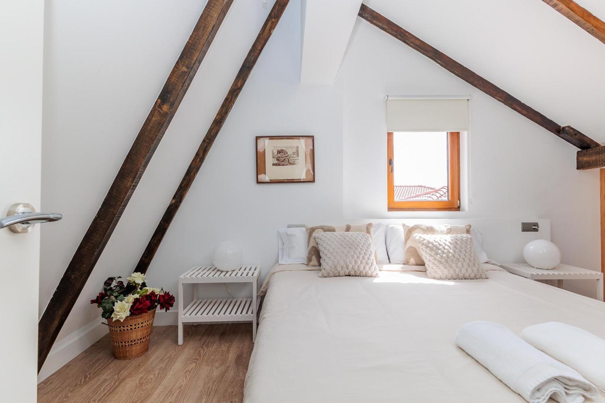 Apartamento Baruhaus Atico Guzman *